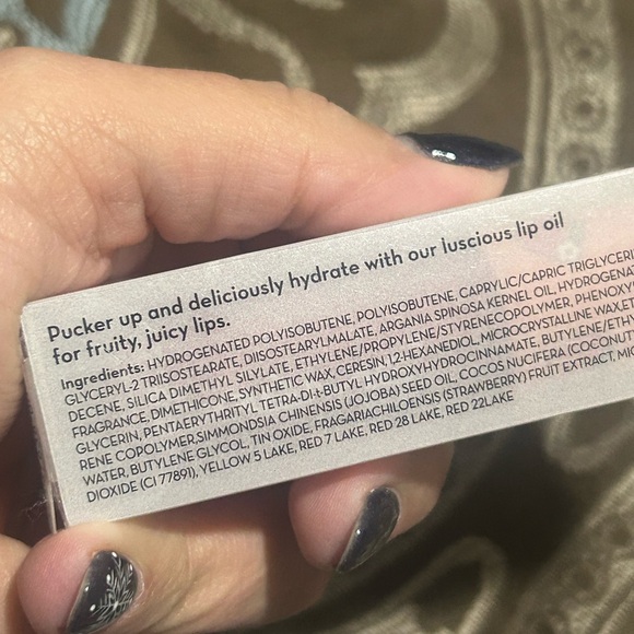 The Crème Shop Strawberry Jelly Luscious Lip Oil - Picture 3 of 6